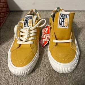 Vans Yellow and White Sneakers with Classic Design